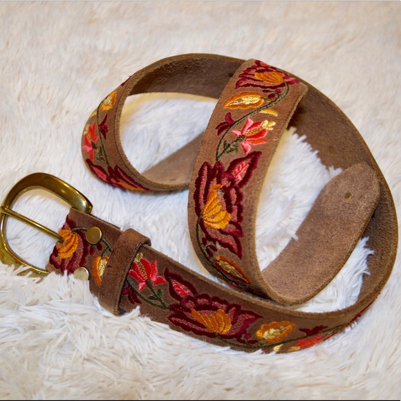 Lucky Brand Accessories - Lucky brand flower embroidered belt size M